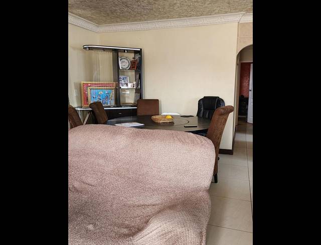 3 BEDROOM HOUSE FOR SALE IN KHAYA